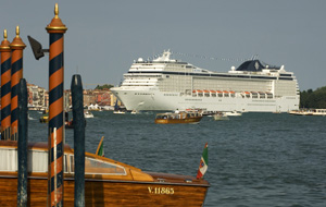 MSC Musica en Venecia